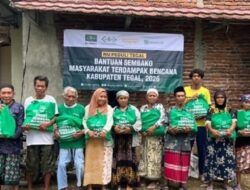 NU Care-LAZISNU Hadir di Posko Tanah Bergerak Padasari, Santuni 100 Yatim dan Salurkan Bantuan Sembako