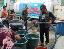 LPBI NU Jatinegara Distribusikan Air Bersih untuk Warga Terdampak Tanah Bergerak di Padasari