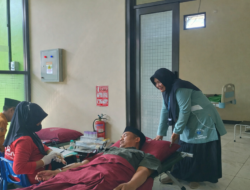 Gerakan Kemanusiaan NU Jatinegara: Donor Darah Massal Semarakkan Harlah Klinik Pratama dan Pelantikan MWCNU