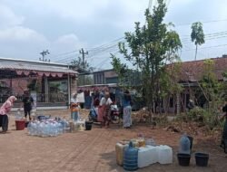 Kekeringan Melanda Penyalahan dan Mokaha Kecamatan Jatinegara, Warga Andalkan Bantuan Air Bersih
