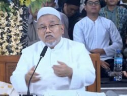 Istighosah Kubro Malam Jumat Kliwon di Ponpes Attauhidiyyah Cikura, KH Ahmad Sa’idi Tekankan Pentingnya Memahami Makna dan Ilmu Agama